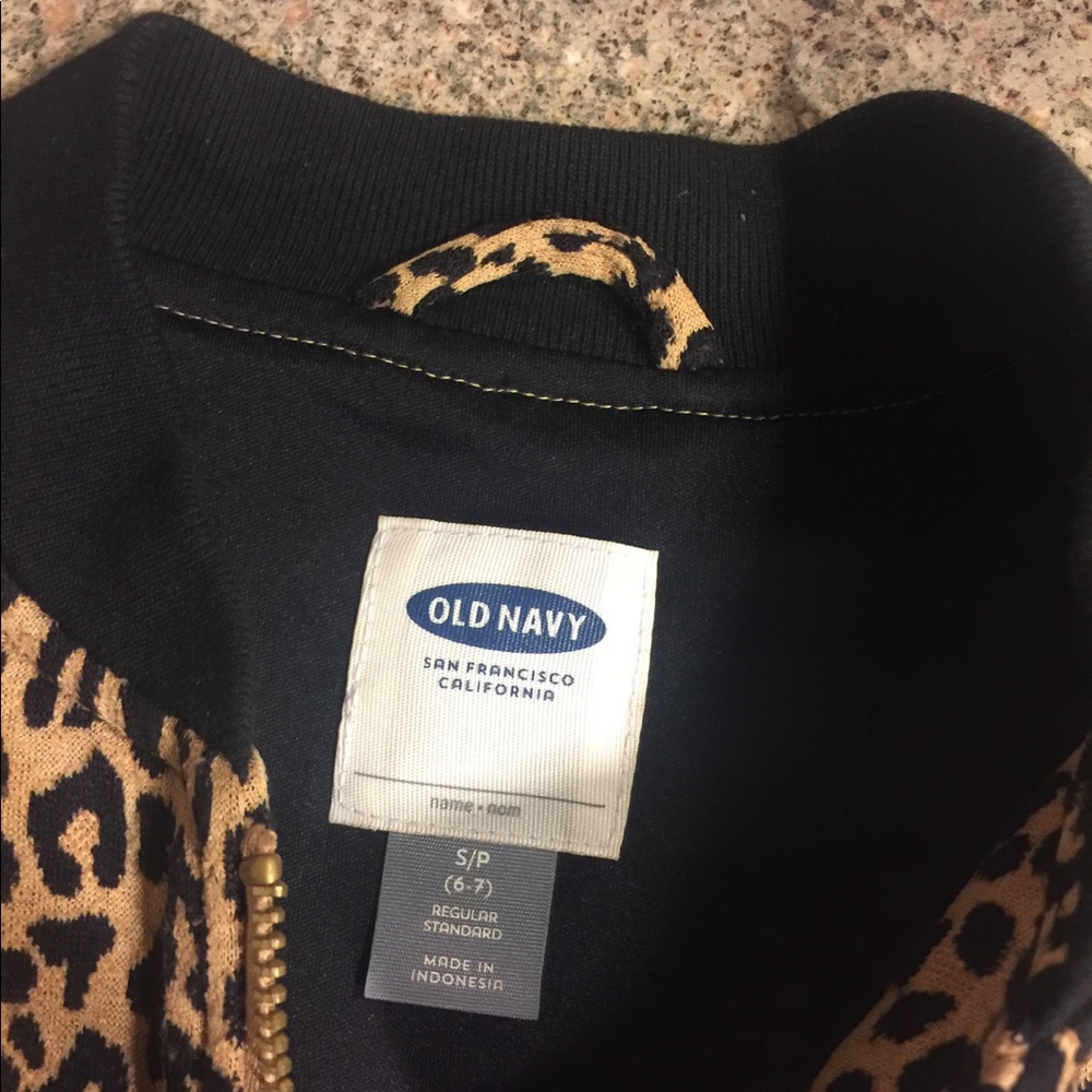 Adorable leopard jacket - Picture 3 of 3